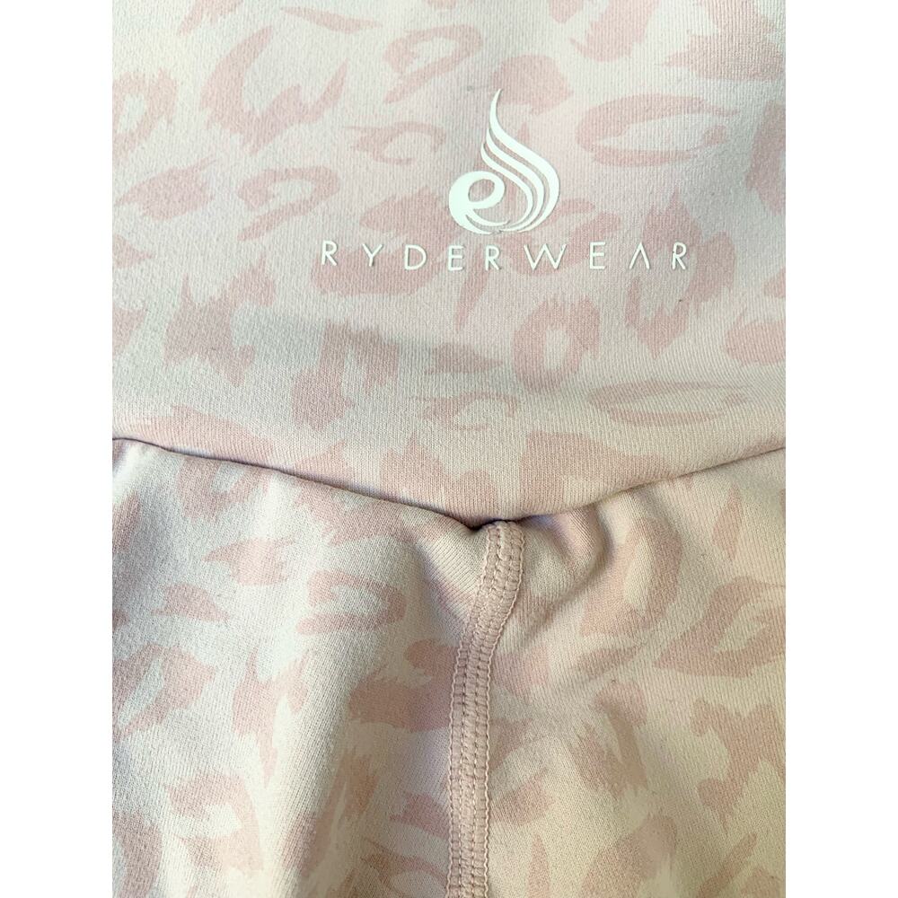 Ryderwear Light Pink Cheetah Print Active wear High Waisted Shorts Women's SZ XS - Picture 4 of 8